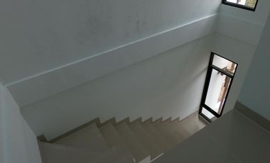 Cluster rumah lokasi hadap jalan raya Setu cipayung. jakarta timur