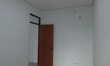 Cluster rumah lokasi hadap jalan raya Setu cipayung. jakarta timur