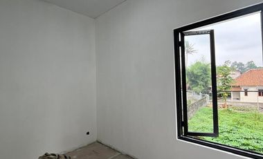 dijual rumah di sleman dekat budi mulia tajem dan pasar saren