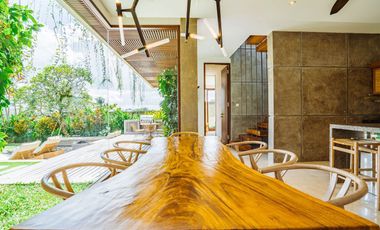 4 Bedrooms Villa padang tawang for sale