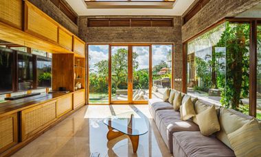 4 Bedrooms Villa padang tawang for sale