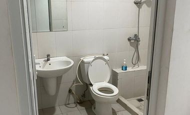 Diisewakan Rumah 2 Lantai Siap Huni di Daan Mogot Baru