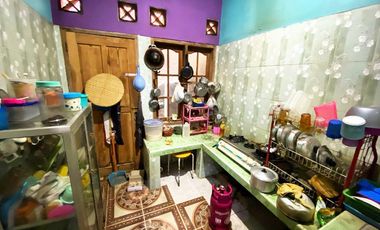 rumah lahan luas 245 m2 di depan kolam renang kopassus Kartasura