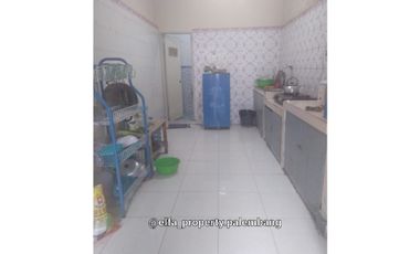 Dijual Cepat Rumah Cantik 2 Lantai  Seruni Poligon Lama Palembang