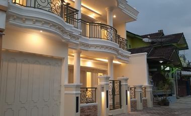 DIJUAL RUMAH PERUM 2 LANTAI DEKAT ARTOS MERTOYUDAN