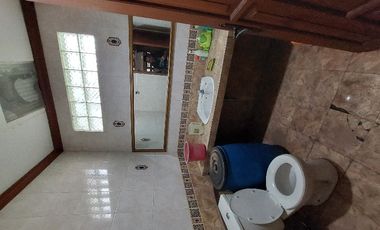 Rumah luas pusat kota di Bangbarung Bantarjati akses 2 tol