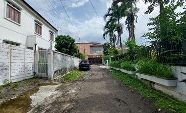 Rumah luas pusat kota di Bangbarung Bantarjati akses 2 tol