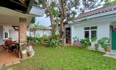 Rumah luas pusat kota di Bangbarung Bantarjati akses 2 tol