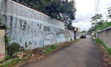 Rumah luas pusat kota di Bangbarung Bantarjati akses 2 tol