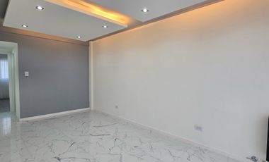 Departamento en  venta Las heras 2300 - a la calle con balcón - Lavadero