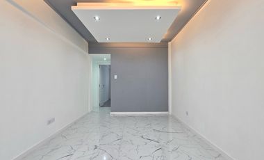 Departamento en  venta Las heras 2300 - a la calle con balcón - Lavadero