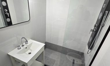 Departamento en  venta Las heras 2300 - a la calle con balcón - Lavadero
