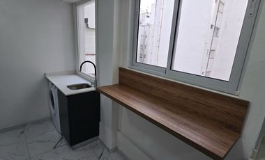 Departamento en  venta Las heras 2300 - a la calle con balcón - Lavadero