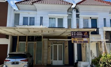 Rumah include kolam renang dengan harga Affordable