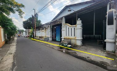 Ruang Usaha 800m² Strategis Solo Kota