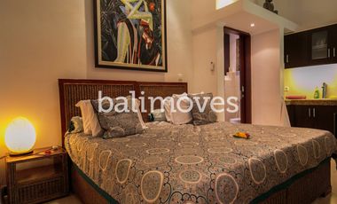 Dijual Homestay Mewah Lima Kamar Tidur di Tepi Pantai Sanur