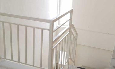 0800 - Disewakan Rumah Green Garden Regency 2 BR 2 Lantai Furnished