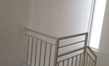 0800 - Disewakan Rumah Green Garden Regency 2 BR 2 Lantai Furnished