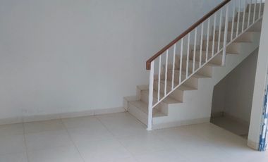 rumah nan asri  view pegunungan