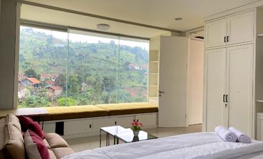 Rumah  Villa SHM di Ciumbuleuit dekat UNPAR,UNPAD,ITB dll