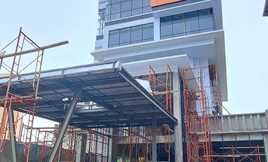 Gedung Baru Jatinegara Jl Otista Raya 6 Lantai + Basement hadap Timur
