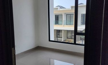 Termurah Disewakan Rumah Baru Pik3 Milenial 6x10 2lt Ready