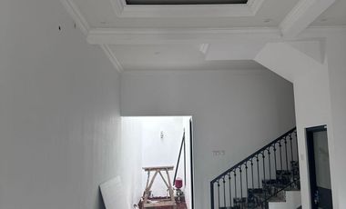 Rumah dijual Murah 2 Lantai, Cawang Jakarta Timur dekat Bandara Halim