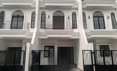 Rumah dijual Murah 2 Lantai, Cawang Jakarta Timur dekat Bandara Halim