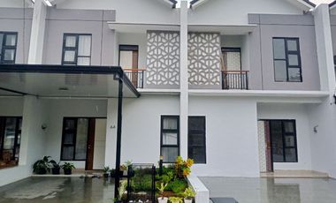 Rumah villa modern minimalis bagus Bandung barat.sangat strategis!