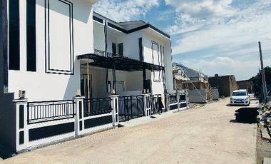 RUMAH MEWAH 2 LANTAI MURAH D BABAKAN MUSTIKA SARI BEKASI KOTA