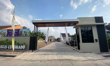 RUMAH 2 LANTAI DI COLOMADU SOLO DEKAT RUMAH PAK JOKOWI SOLO