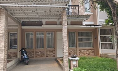 Disewakan Rumah Cluster Elysium Residence Lippo Cikarang