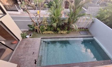 VILLA 2LT FULLYFURNISHED ONE GATE KAWASAN VILLA DI UMALAS