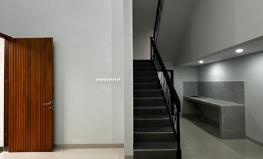 Rumah Baru Scandinavian Modern dalam Townhouse Jakarta Selatan