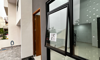 Rumah Baru Scandinavian Modern dalam Townhouse Jakarta Selatan