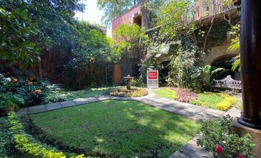 Hermosa Casa  en renta en privada en San Angel