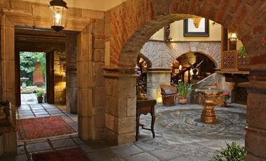 Hermosa Casa  en renta en privada en San Angel