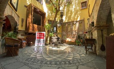 Hermosa Casa  en renta en privada en San Angel