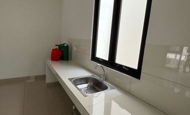 Disewakan Rumah 2 Lt di Cluster Regia, Summarecon Crown Gading, Bekasi