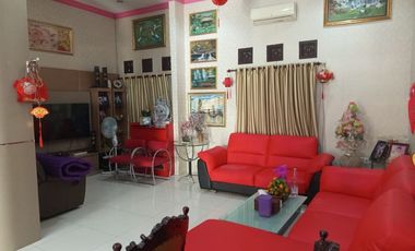 rumah cantik dan minimalis 2 lantai di bb