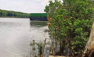 Dijual workshop pinggir laut eks galangan