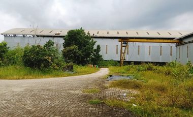 Dijual workshop pinggir laut eks galangan