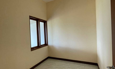 Rumah minimalis letak strategis di dekat kota cimahi