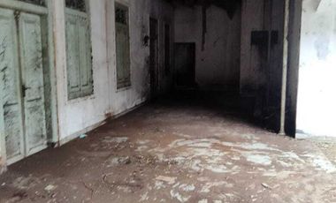 Di jual rumah 2 lantai di jl raya cirebon jawa barat