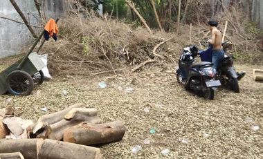 Di jual rumah 2 lantai di jl raya cirebon jawa barat