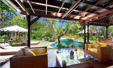 Dijual Vila di tepi pantai di Sanur - VSME