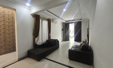 Disewakan Rumah Cluster Taman Simpruk Forest Green Lippo Cikarang