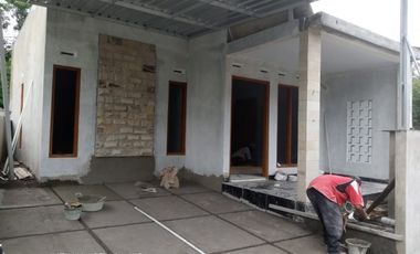 Strategis rumah di berbah akses jalan aspal