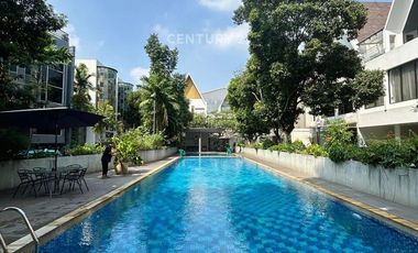 Rumah Dalam Townhouse Lokasi Strategis Suasana Nyaman TA16401