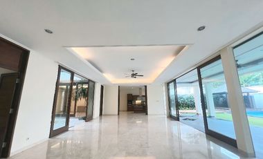 Disewakan Rumah Mewah Bagus lokasi Strategis Kemang Pejaten